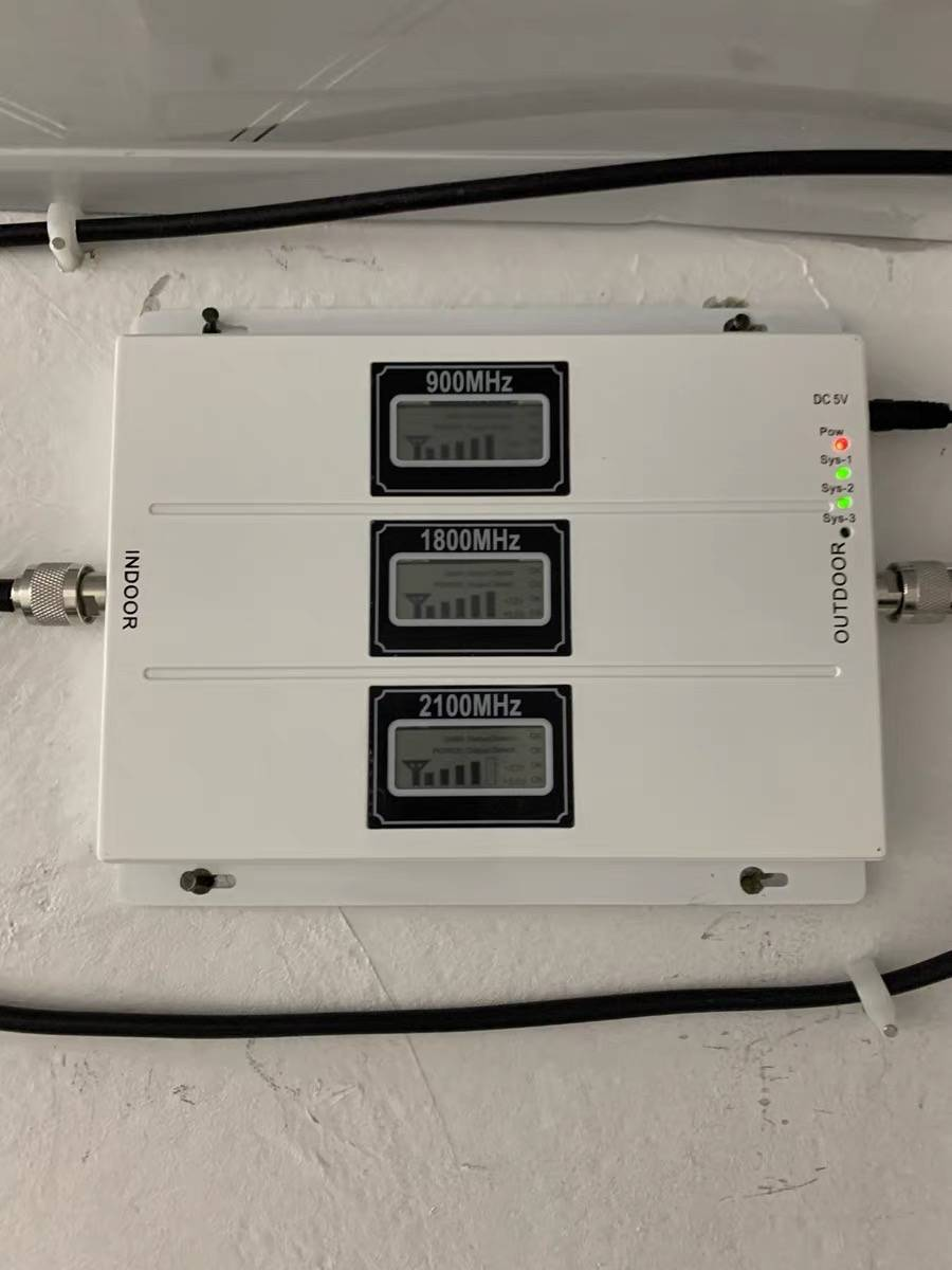 信号放大器的出现解决了无线通讯的哪些问题？